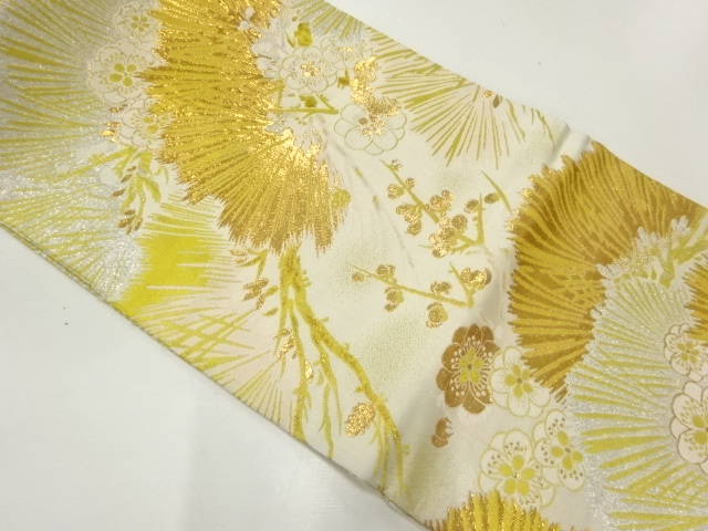  アンティーク　松梅模様織出し丸帯（着用可）